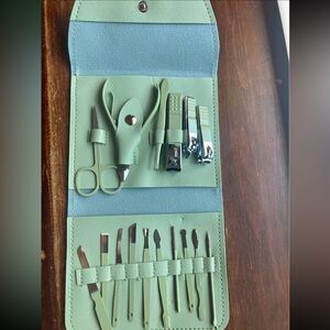 Mint Green 12-Piece Manicure Pedicure Set